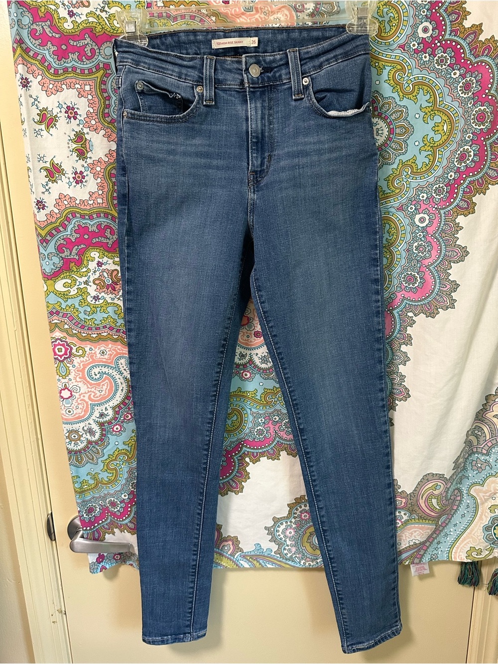 Levi's Women's Skinny Jeans — Faded Blue Stretch Denim